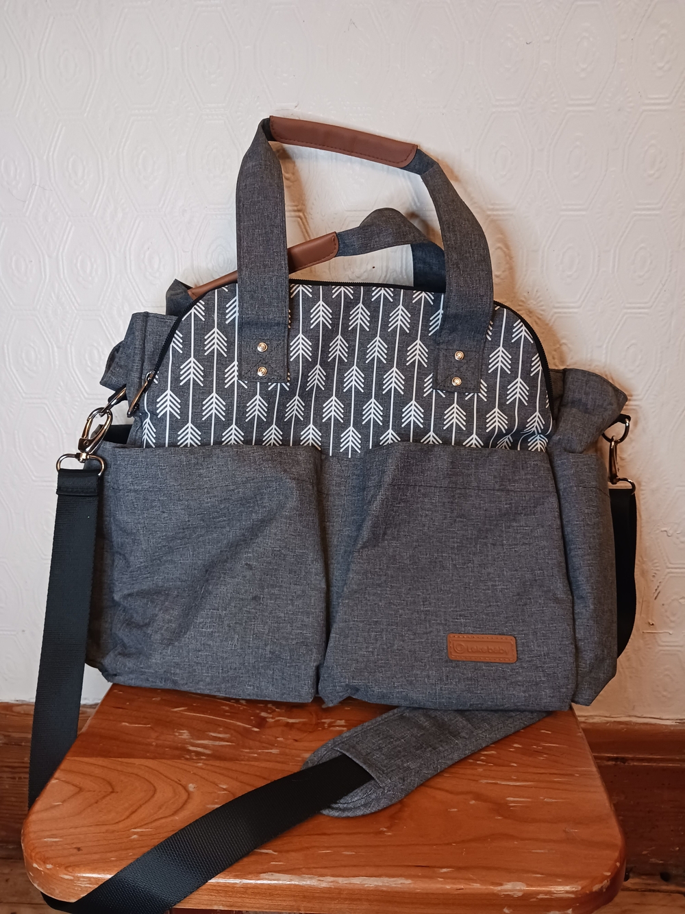 Lekebaby Diaper Bag Grey Arrow Print Crossbody Multi-Pocket Stroller Straps Baby